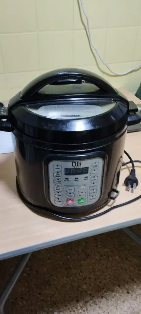 Электрическая скороварка/мультиварка GADNIC HD1000