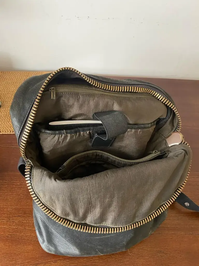 🎒 Продам кожаный рюкзак