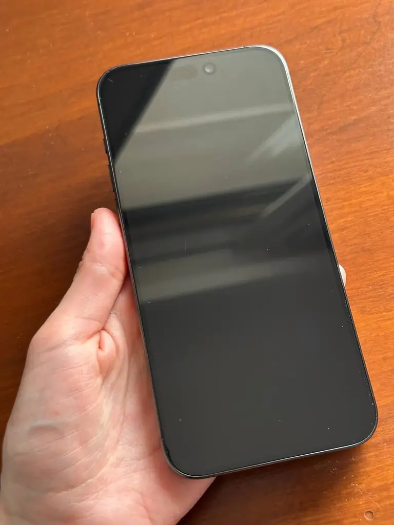 Продам iPhone 15 Pro Max 1 ТБ, Black Titanium