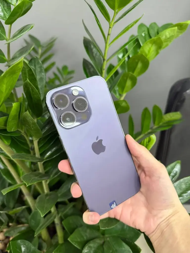 Продам Iphone 17 pro max 256