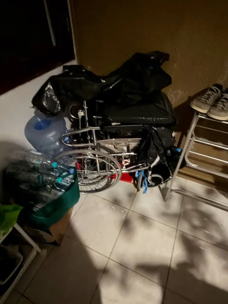 Отдам инвалидную коляску покупали за 250-300$ кому нужно пишите,отдам бесплатно 🤲🏻