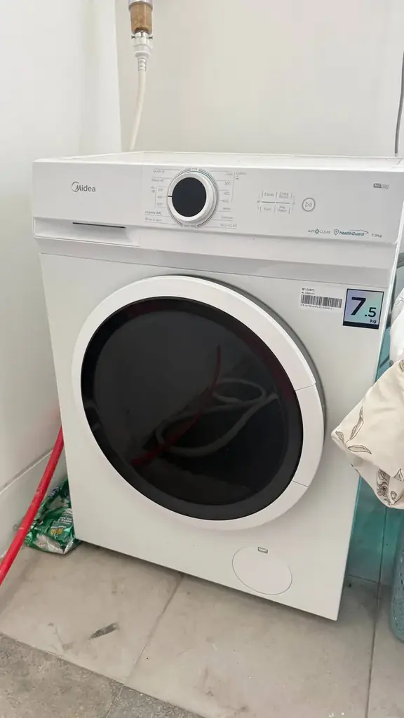 🧺 ПРОДАЮ СТИРАЛЬНУЮ МАШИНКУ MIDEA