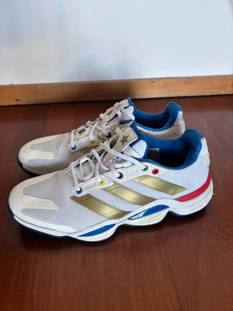 Мужские кроссовки Adidas Indoor Stabil 16