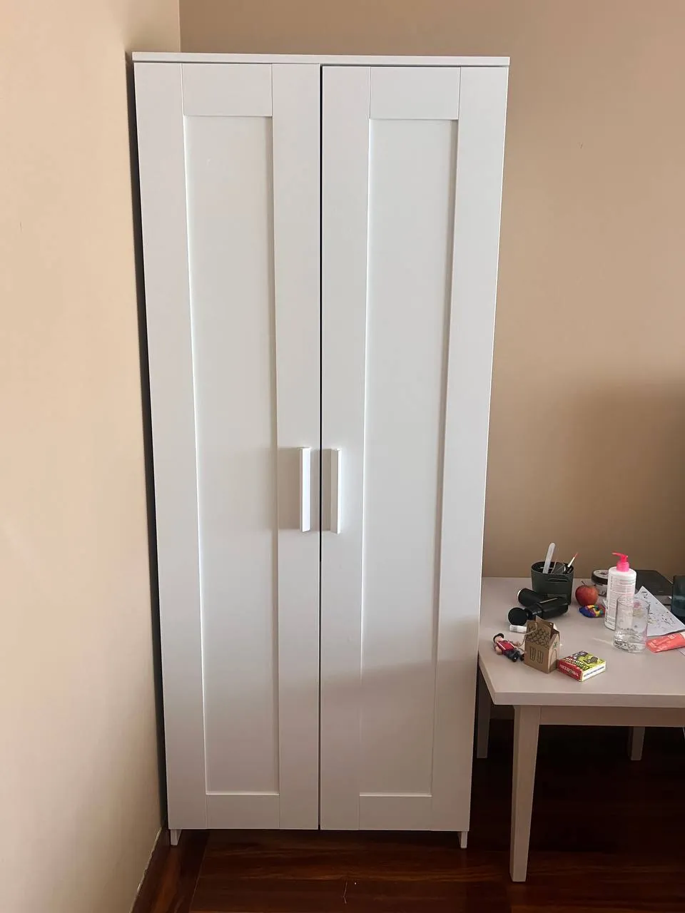 Продам шкаф BRIMNES IKEA , в использовании чуть больше года. Состояние хорошее, без нареканий.