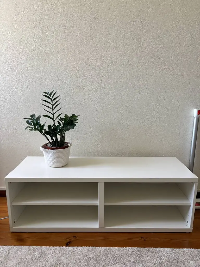 апну свою полку/тумбу тоже, 15€