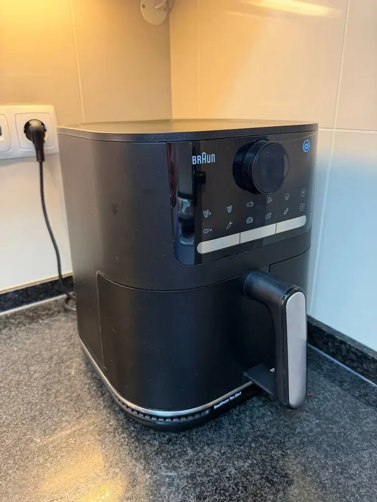 Аэрогриль с функцией духовки Braun MultiFry 5. С коробкой. Хорошо работает, очень доволен, продаю в…
