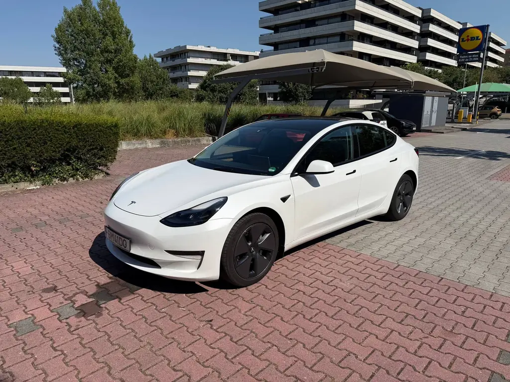 Продаю Tesla Model 3 Long Range AWD Dual Motor, 2023.