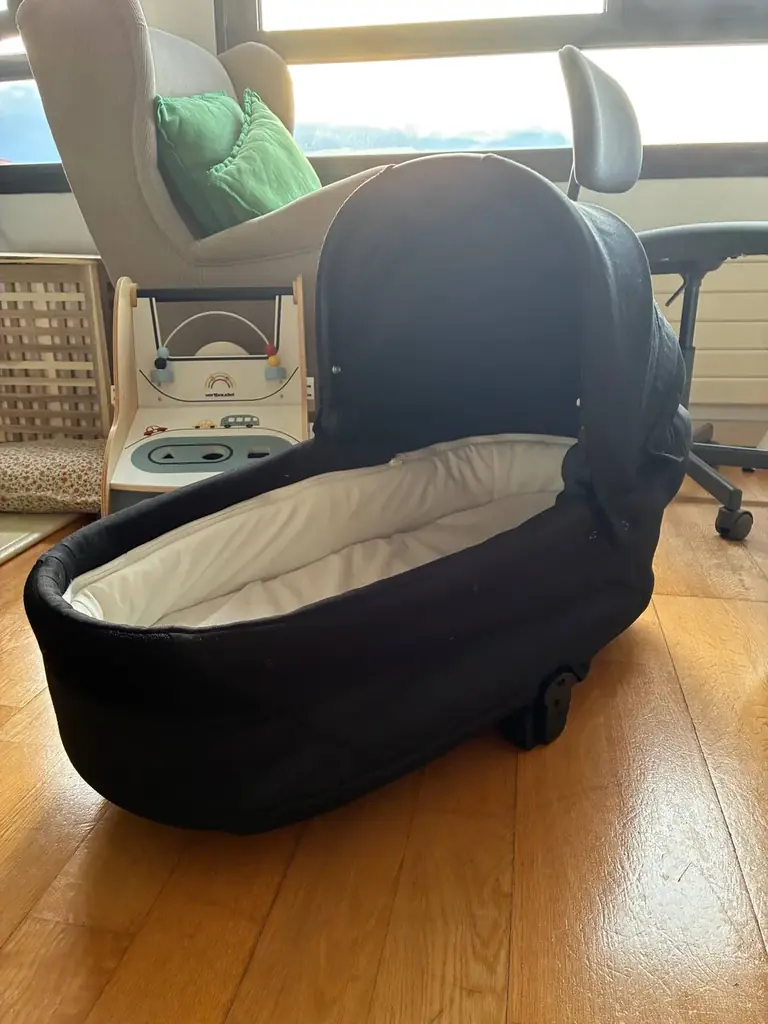 Продаю люльку Cybex Cot S за 90 евро