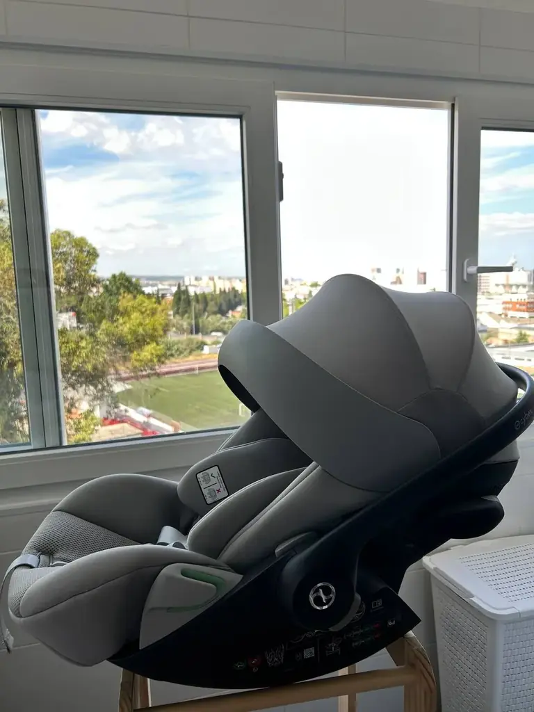 Продаю автолюльку Cybex Cloud G i- Size (практический новая).