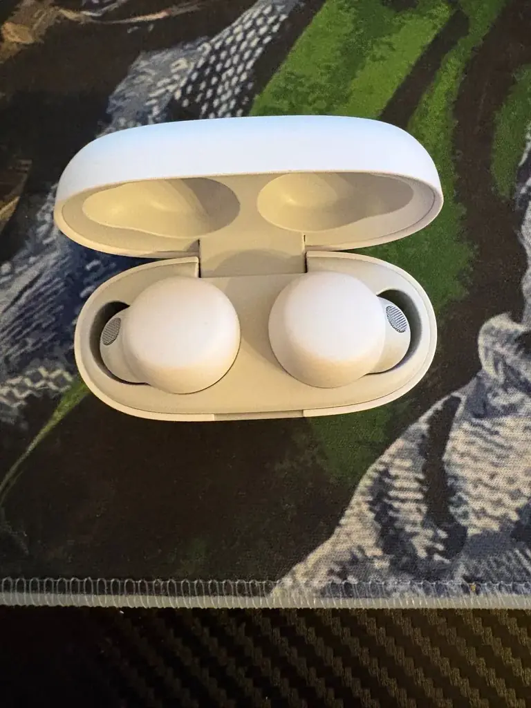 Продаю наушники Sony Linkbuds S, состояние как новые, полный комплект: в наличии Type-c и дополните…