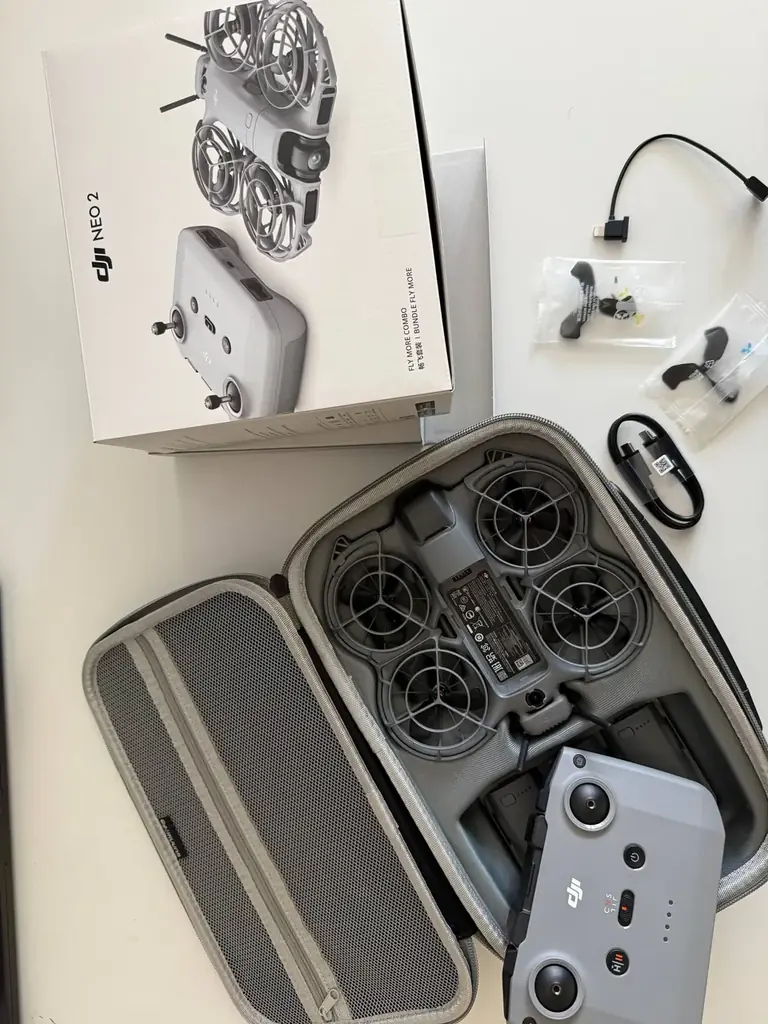 DJI Neo 2 Fly More combo