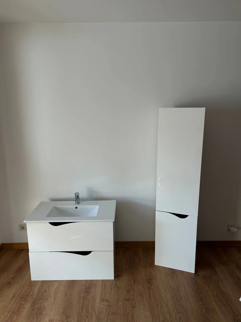 Продам комплект мебели для ванной 🛁