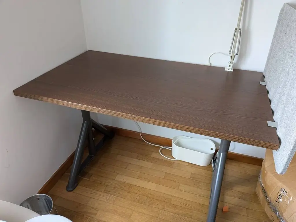 Продаём комплект IKEA, потому что нужно освободить место в комнате.