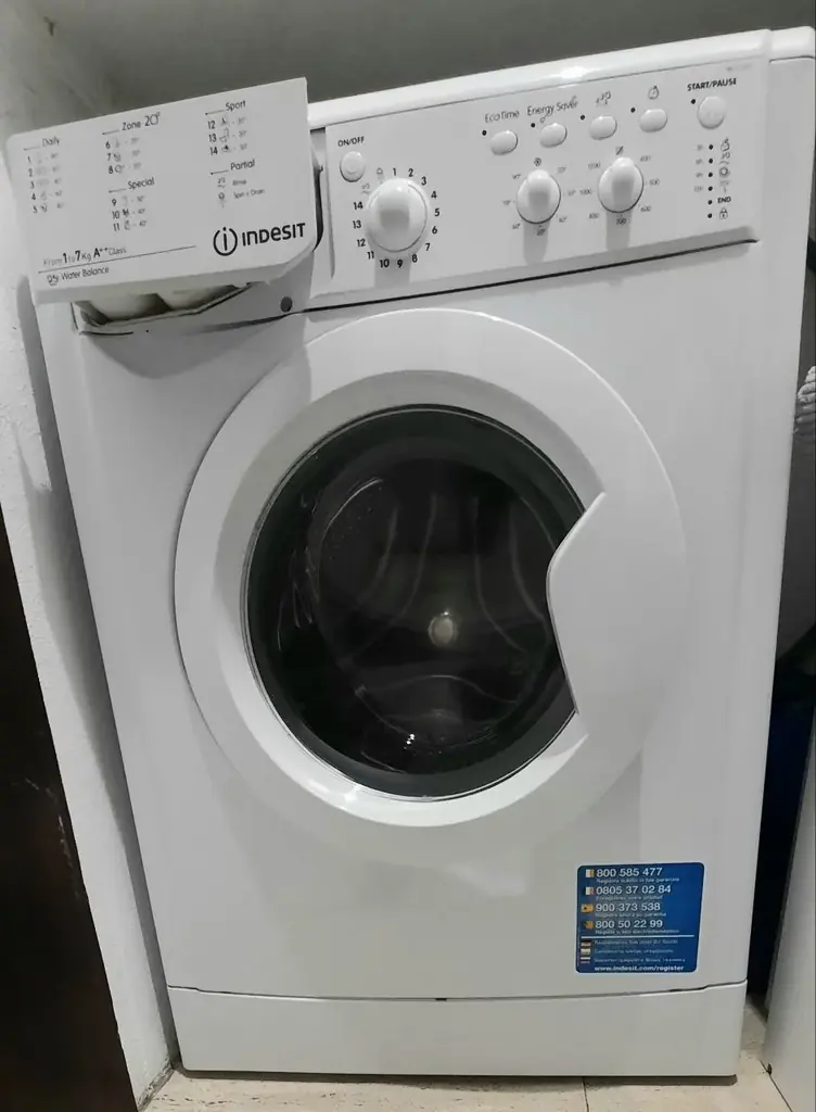 Продам стиральную машинку INDESIT. Загрузка 7 кг. Класс энергосбережения А++. Полностью рабочая. От…