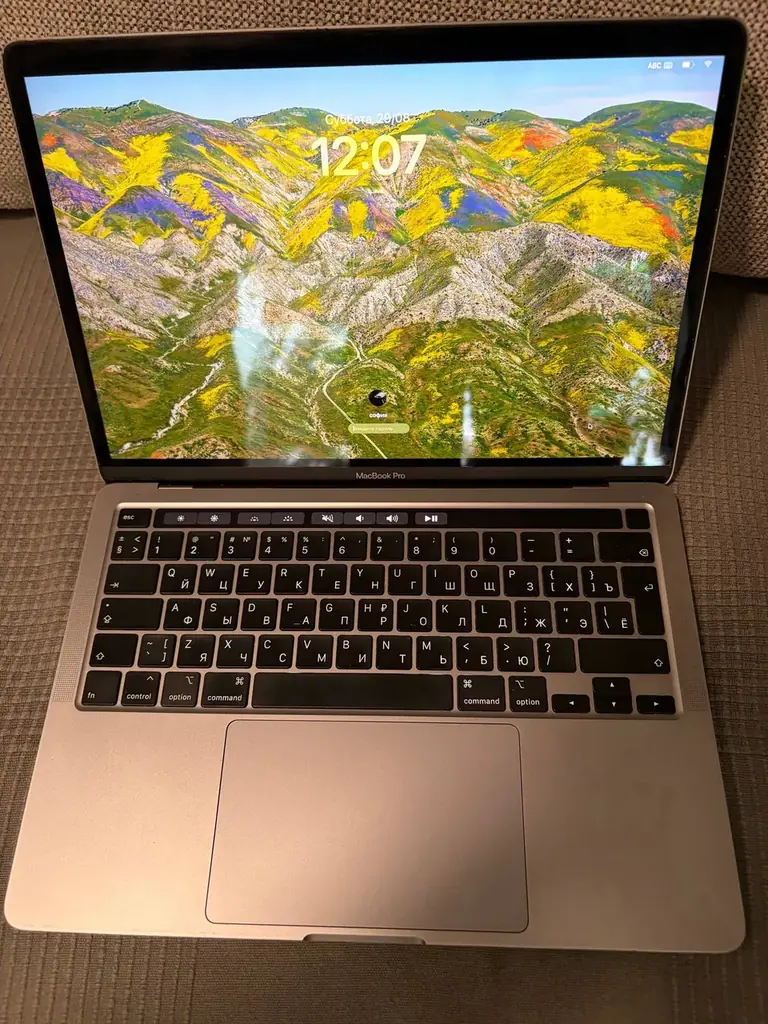 💻 MacBook Pro 13” 2020 — 256 GB