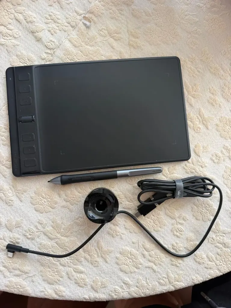 ✍️ Графический планшет Huion Inspiroy 2 S — €38