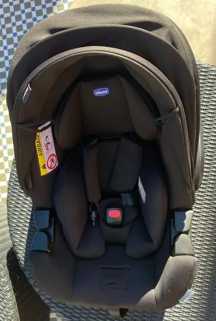 Автокресло Chicco Kory Essential i-Size (0-13 кг)