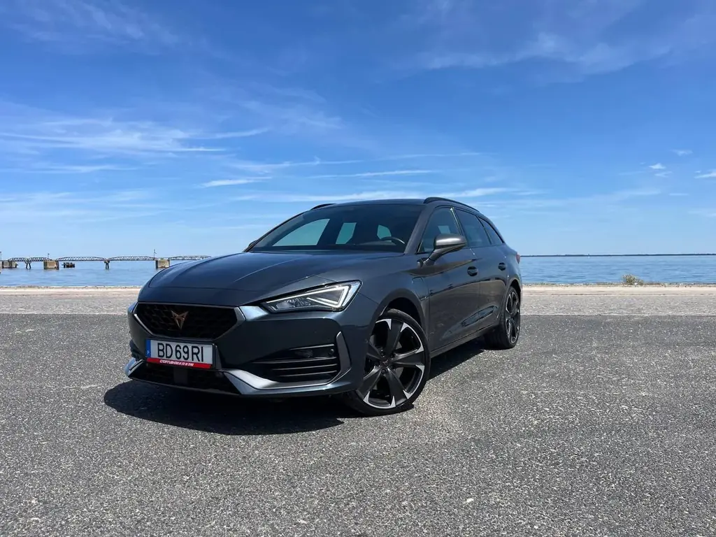 Продаю Cupra Leon ST 1.4 PHEV