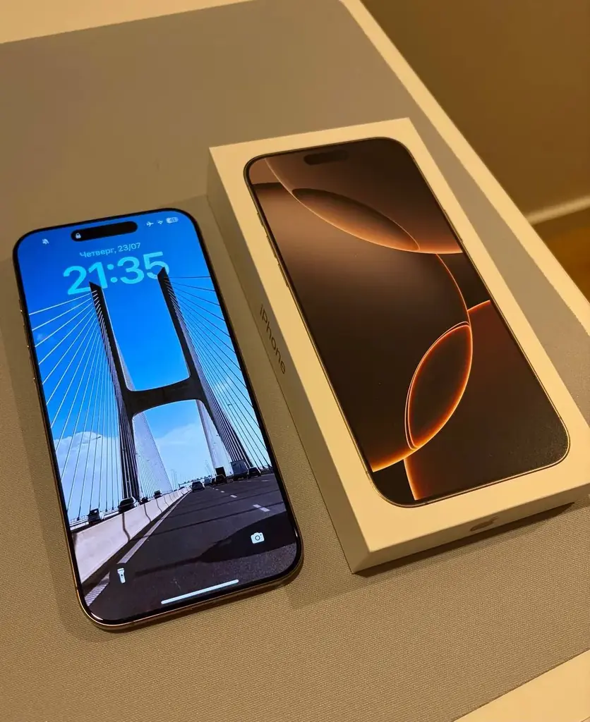 Продаю IPhone 16 Pro Max 256 GB