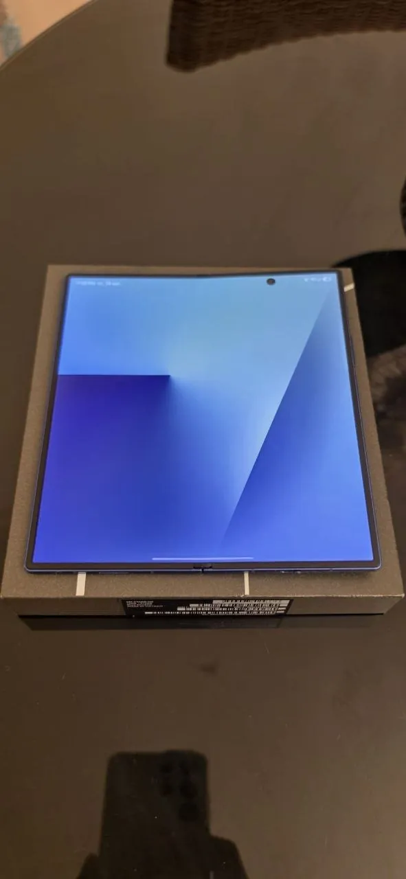 Samsung fold 7. 512gb. На гарантії до 2028го року . Повний комплект. Кашкайш. 950€