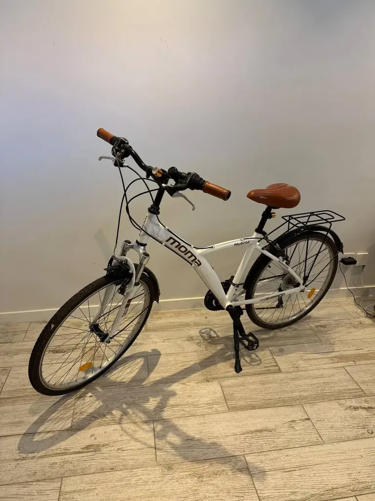 Продам велосипед Moma Bikes Hybrid 26” (белый)