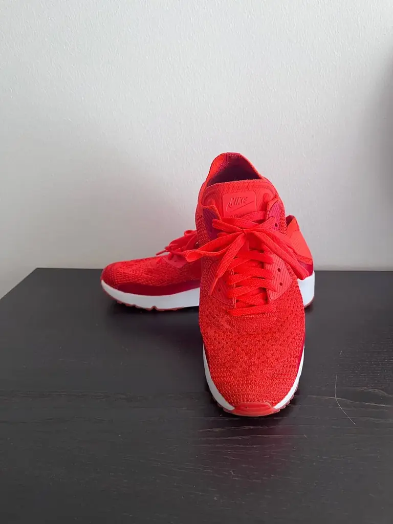 Продам кроссовки Nike Air Max 90 Flyknit Ultra 2.0