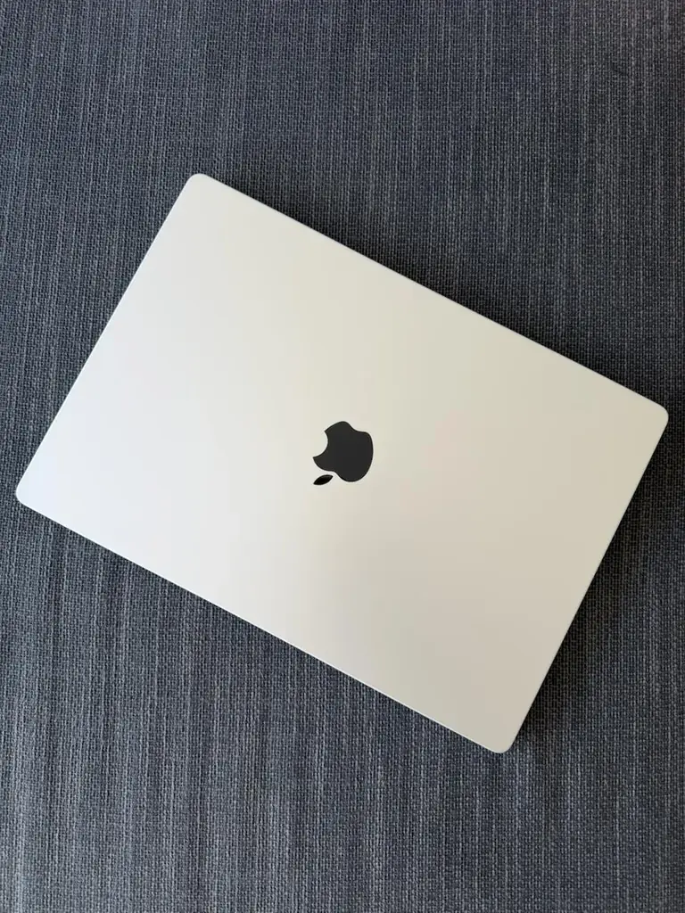 MacBook Pro 16” M1 Pro / 32 GB / 512 GB