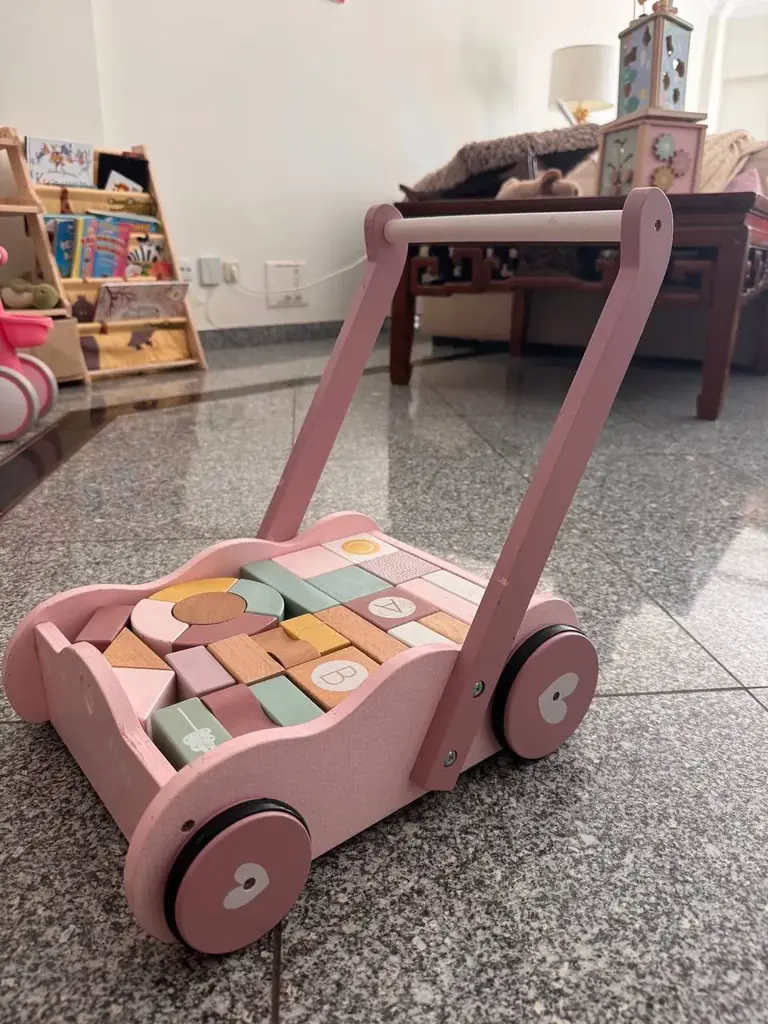 Каталка little Dutch 10€