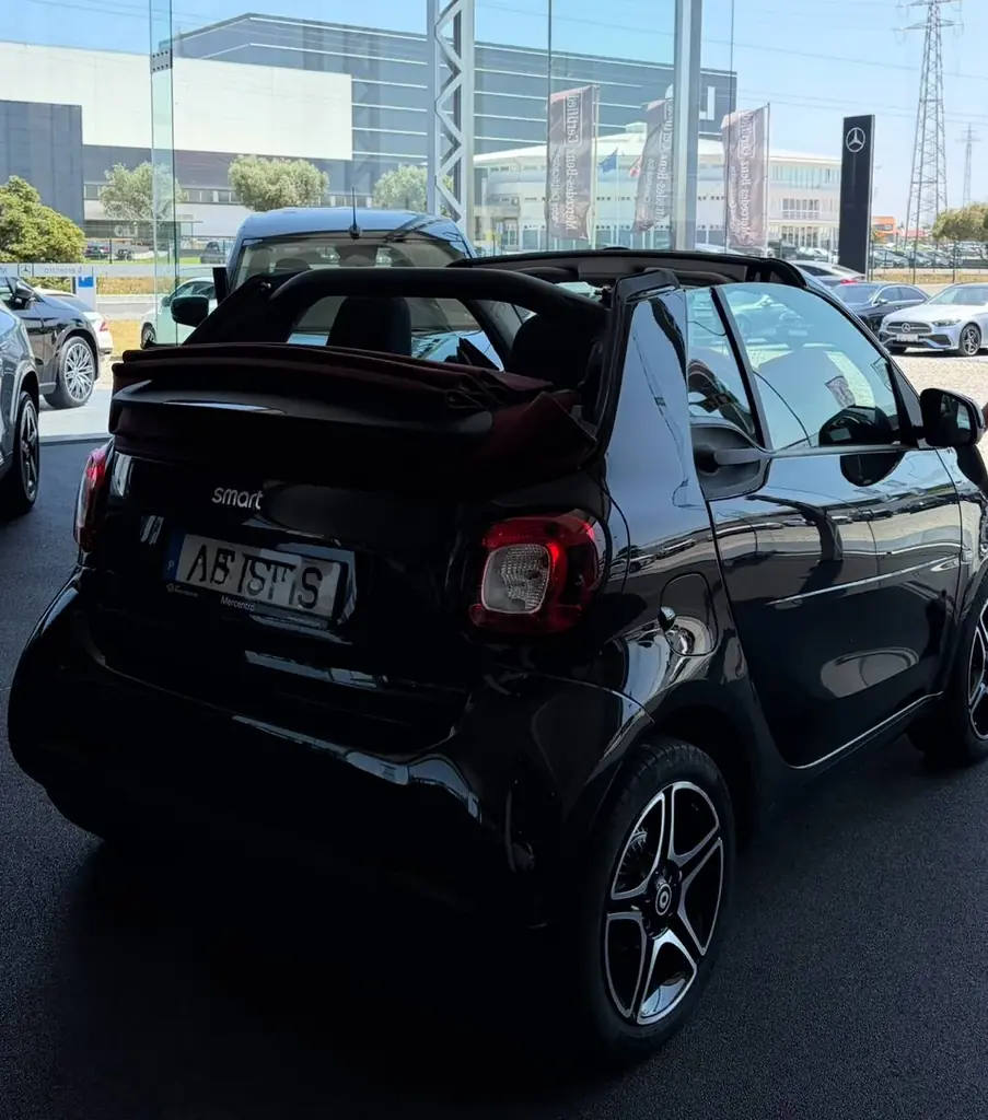 SMART FORTWO convertible electric — 2021