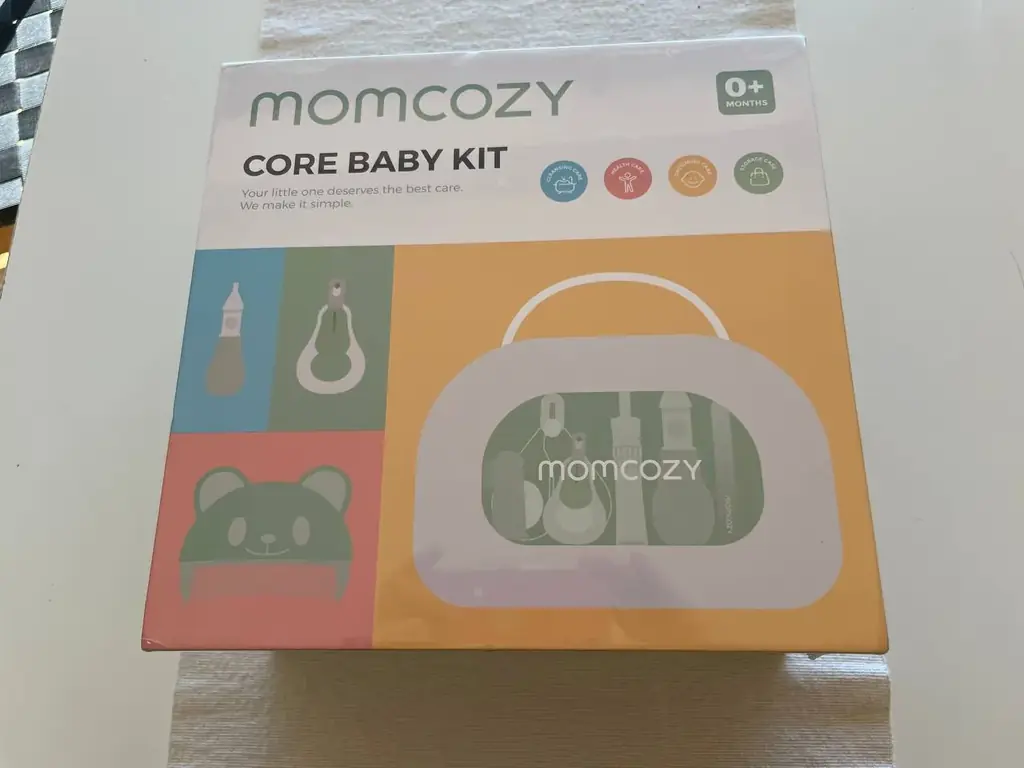 Детский набор momcozy - новый, в запечатанной упаковке.