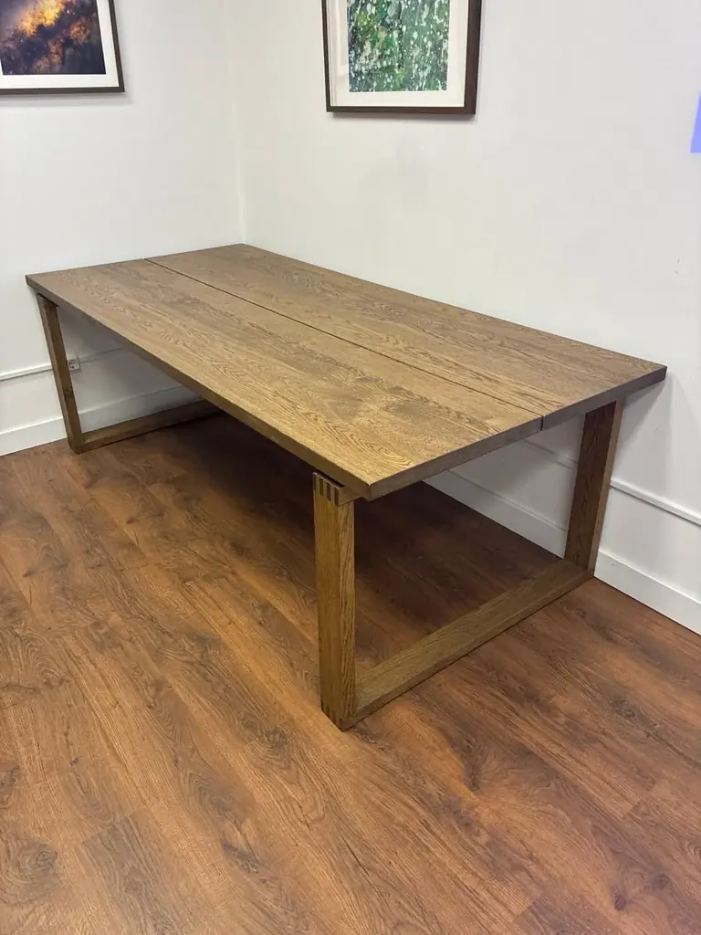 Продам большой стол IKEA MÖRBYLÅNGA — 350 €