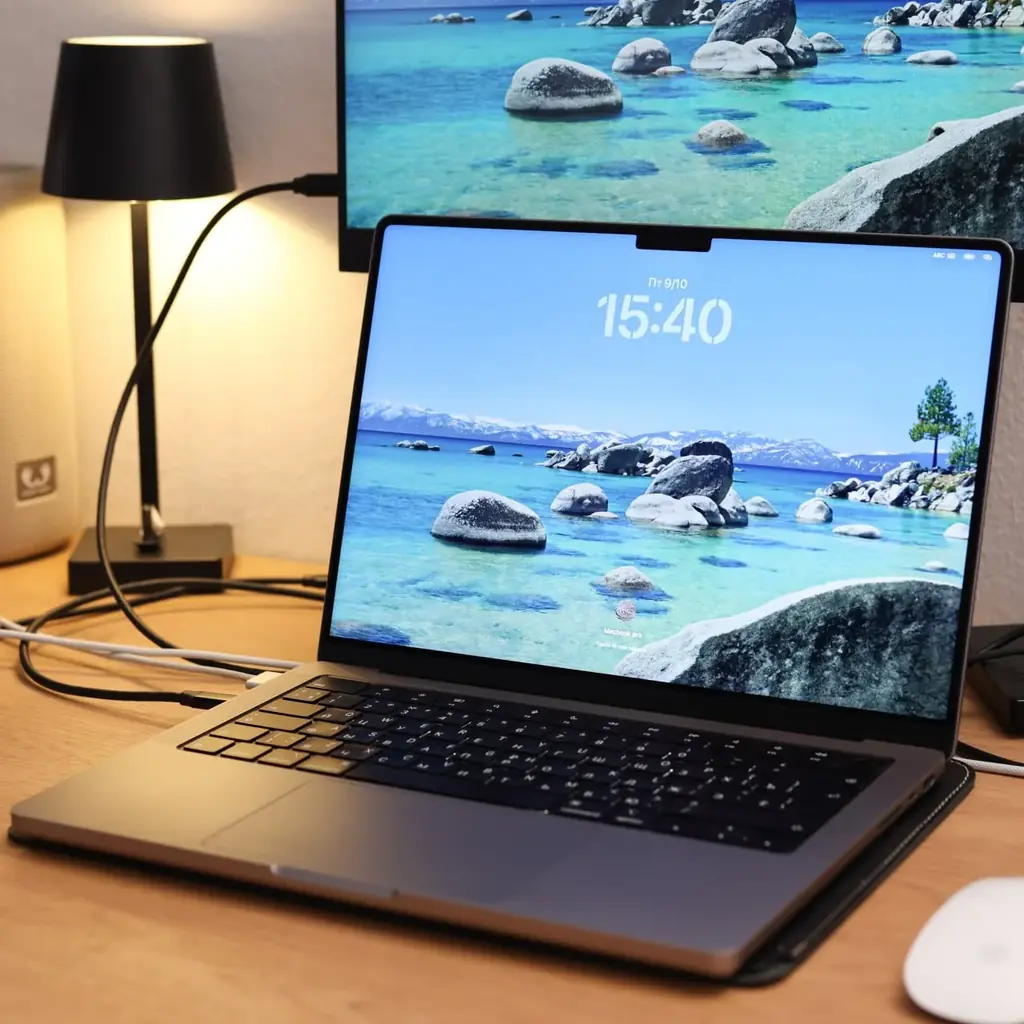 продаю Macbook pro 14 m1 - 16 gb, 512 SSD - цена 850 евро
