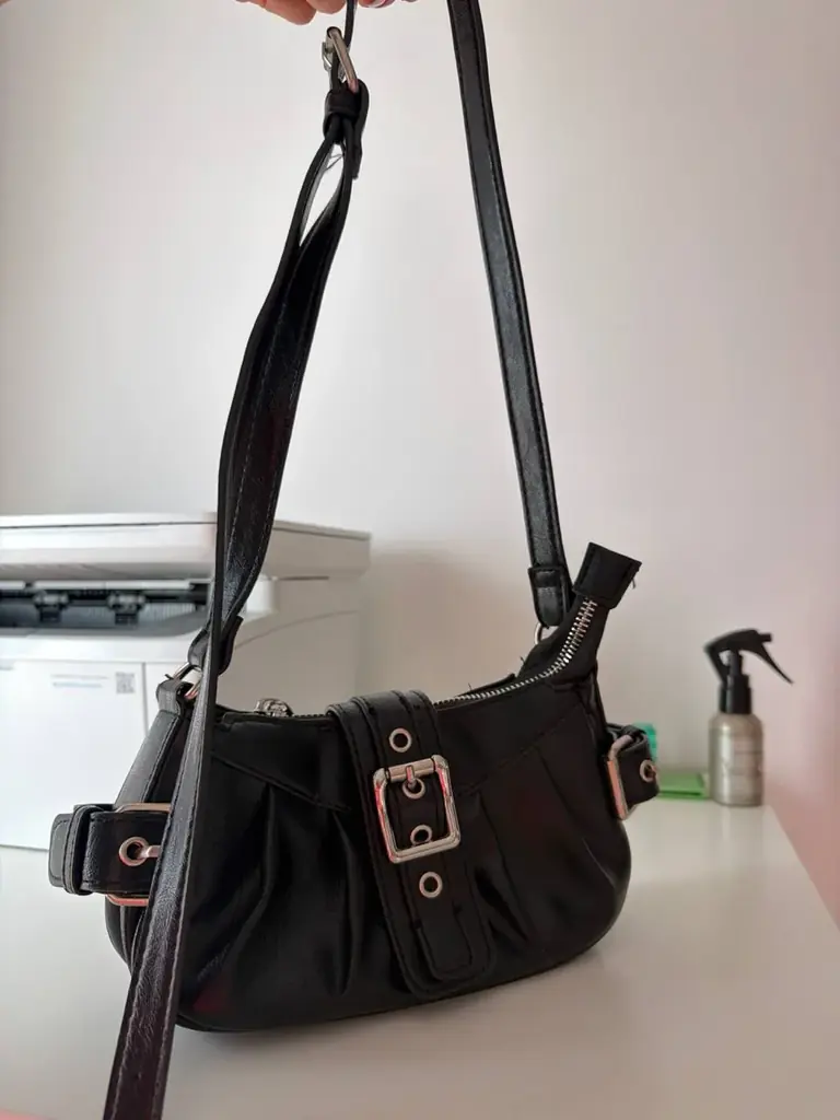 Продаю сумку stradivarius
