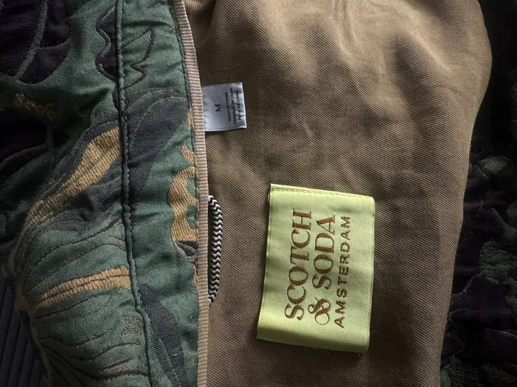 Куртка Scotch& Soda. Новая. Состав и размер на этикетке.