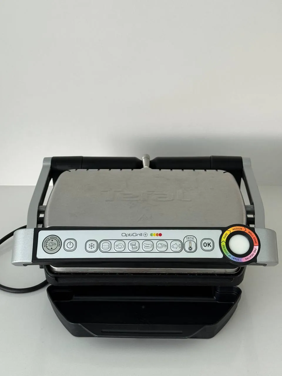 Продаю гриль Tefal Optigrill GC712D12 в отличном состоянии, пользовались редко. Без царапин на анти…