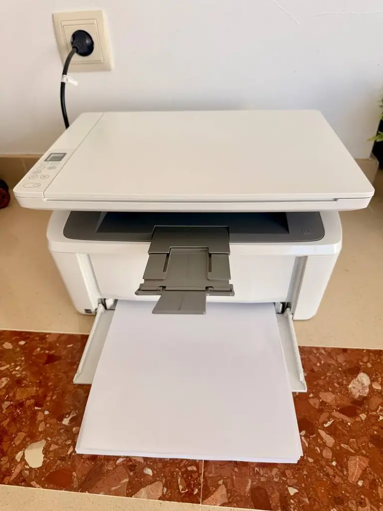 ✅ Продам лазерный принтер HP LaserJet MFP M140w (3 в 1, Wi-Fi)