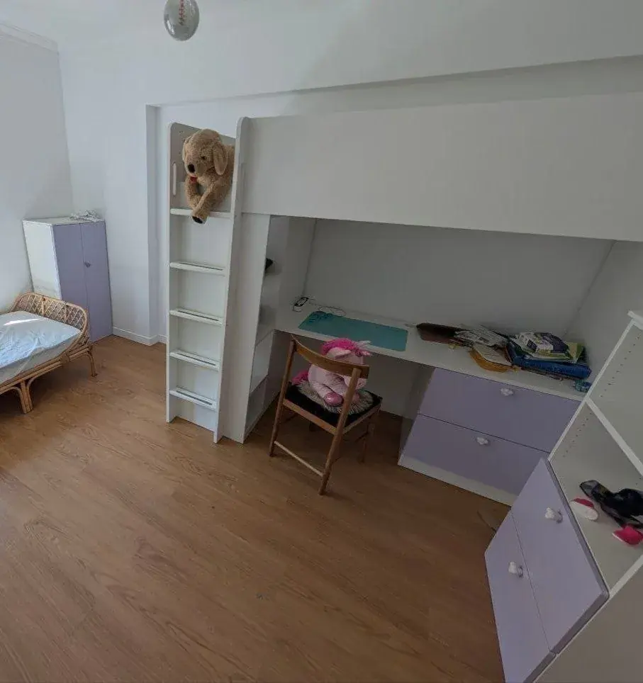 Продаю кровать- чердак + два детских шкафа из этого же комплекта, IKEA SMÅSTAD в прекрасном состоян…