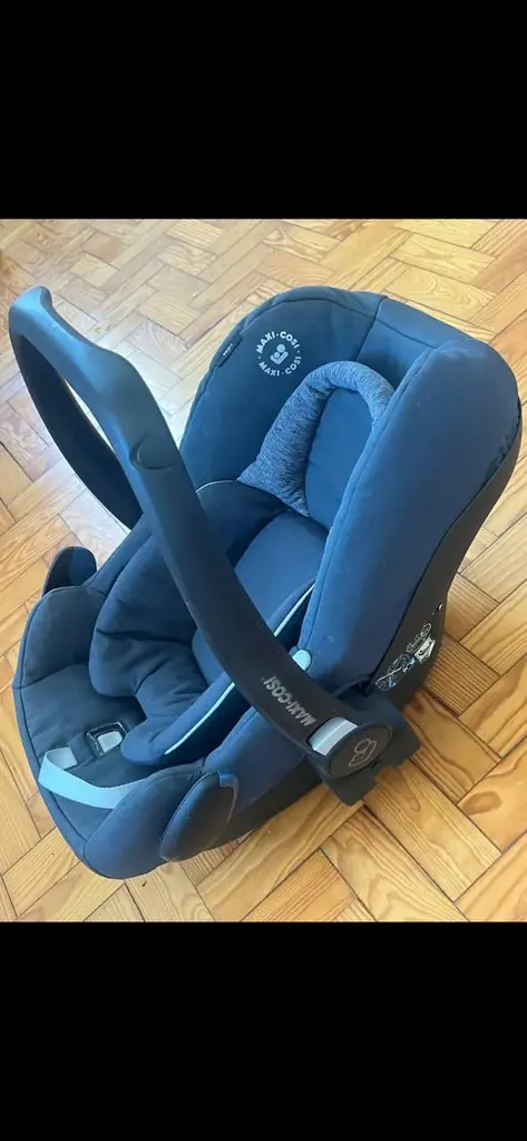 Автолюлька Maxi-Cosi i-Size +