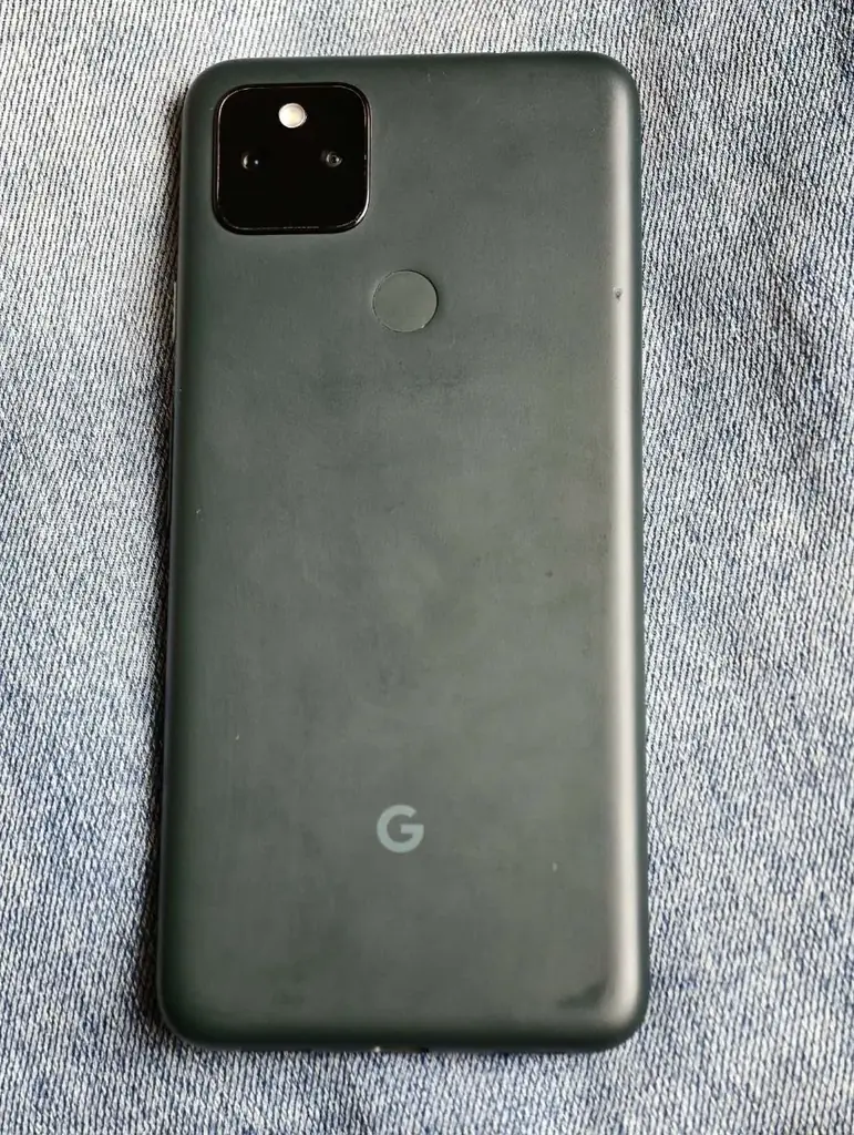 Google Pixel 5a 5g в идеальном состоянии - цена: 350 лари и Google Pixel 6 как новый с коробкой - ц…