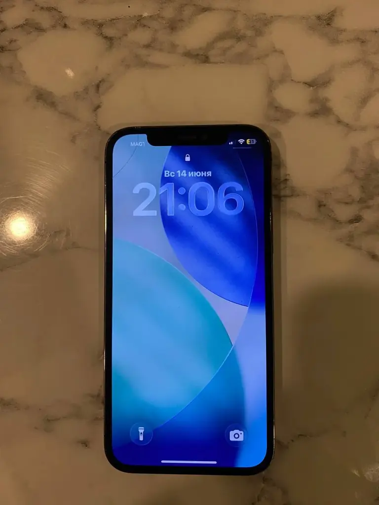 Продам Iphone 12 pro