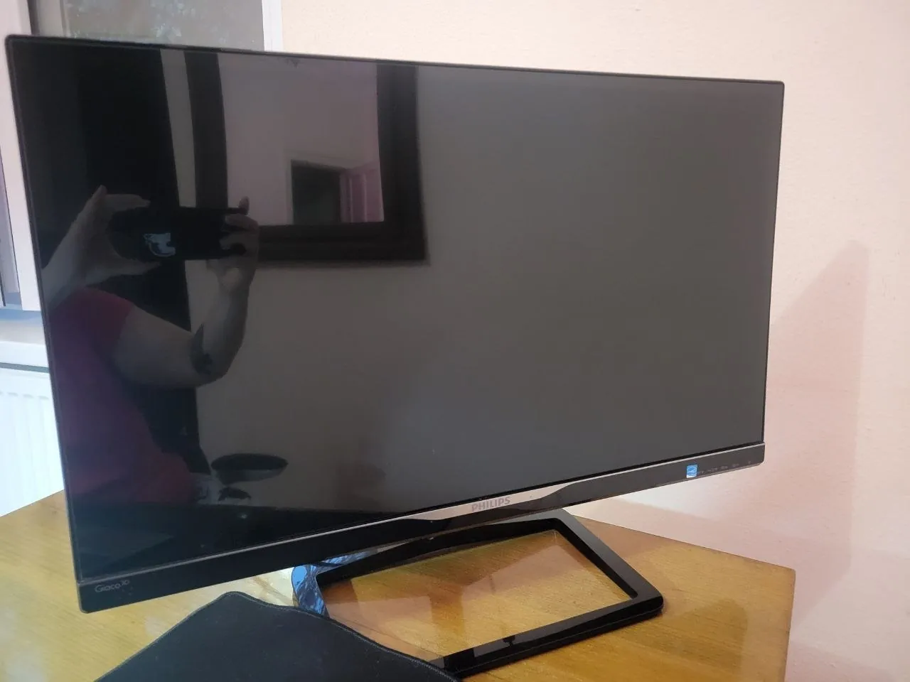 Монитор 27" Philips Gioco 3D,  Full HD (1920x1080), IPS