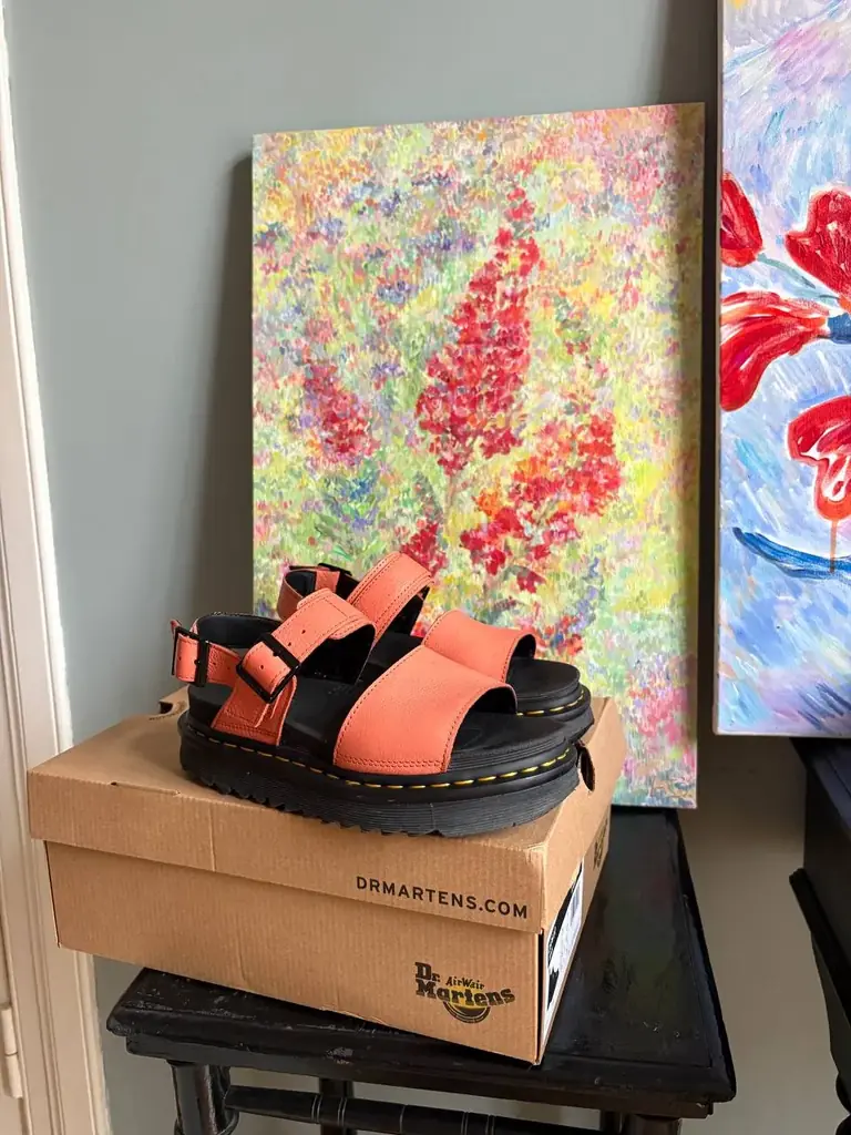 🧡 Сандалии Voss Dr Martens