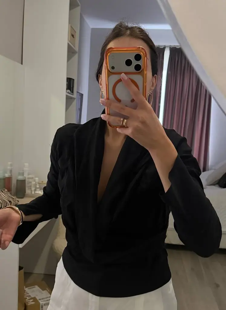 ZARA ✨