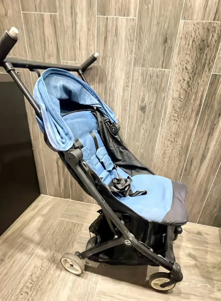Продам детскую ультракомпактную коляску Cybex Libelle (Оригинал)