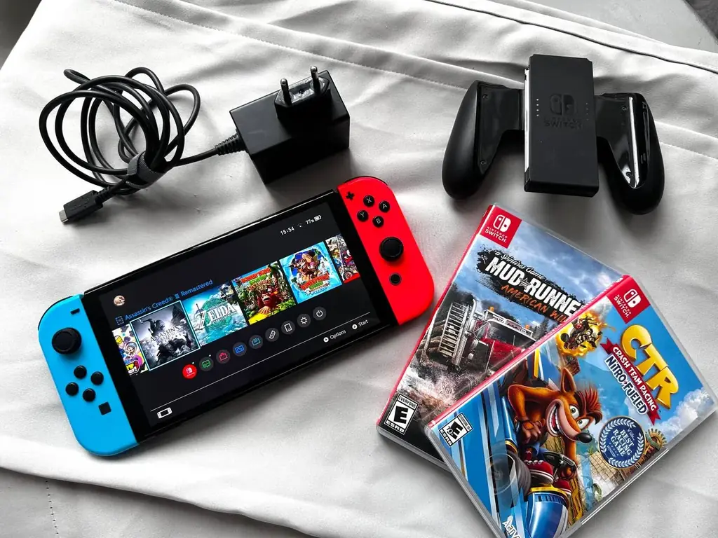 Продается Nintendo Switch OLED