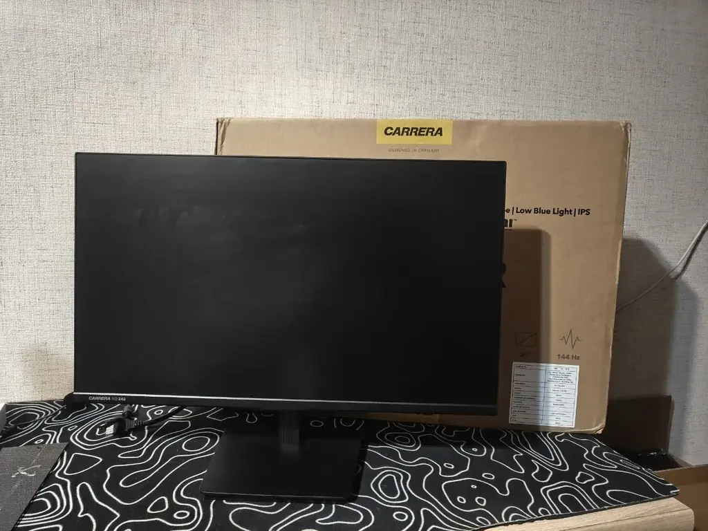 Монитор Carrera 242. 24", 1920x1080, IPS, 144 Hz. Как новый, на гарантии до июня 2029. 200 лари