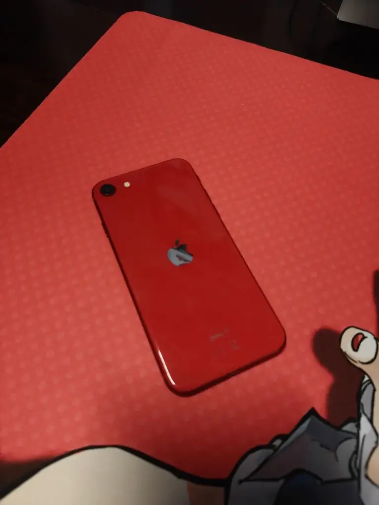 IPHONE SE 2020 RED