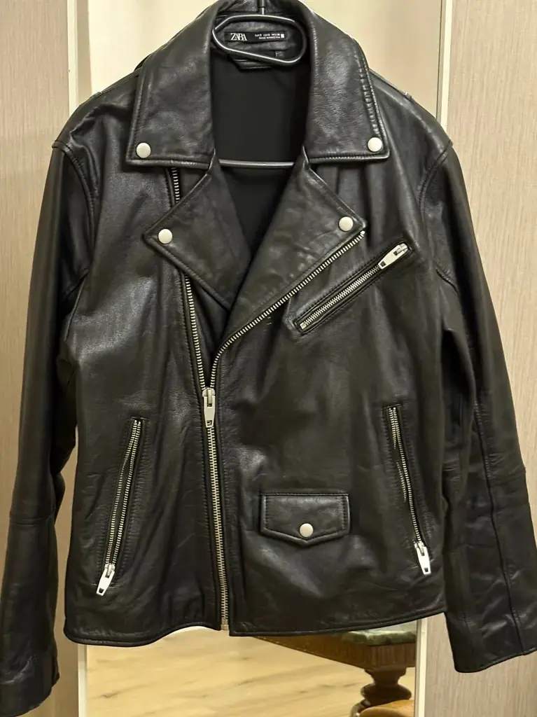 Кожаная куртка Zara