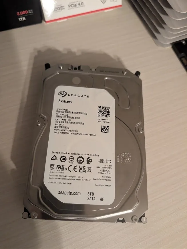 Продам жесткие диски на 6TB и 8TB