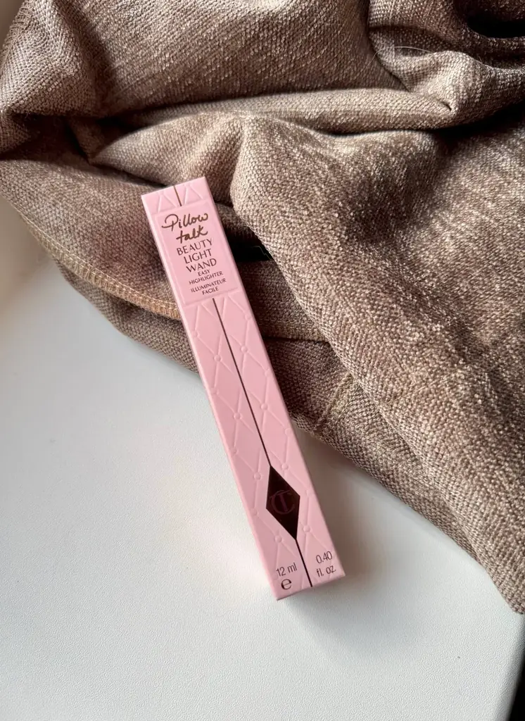 Хайлайтер Charlotte Tilbury, новый, не открывался - 80 лари